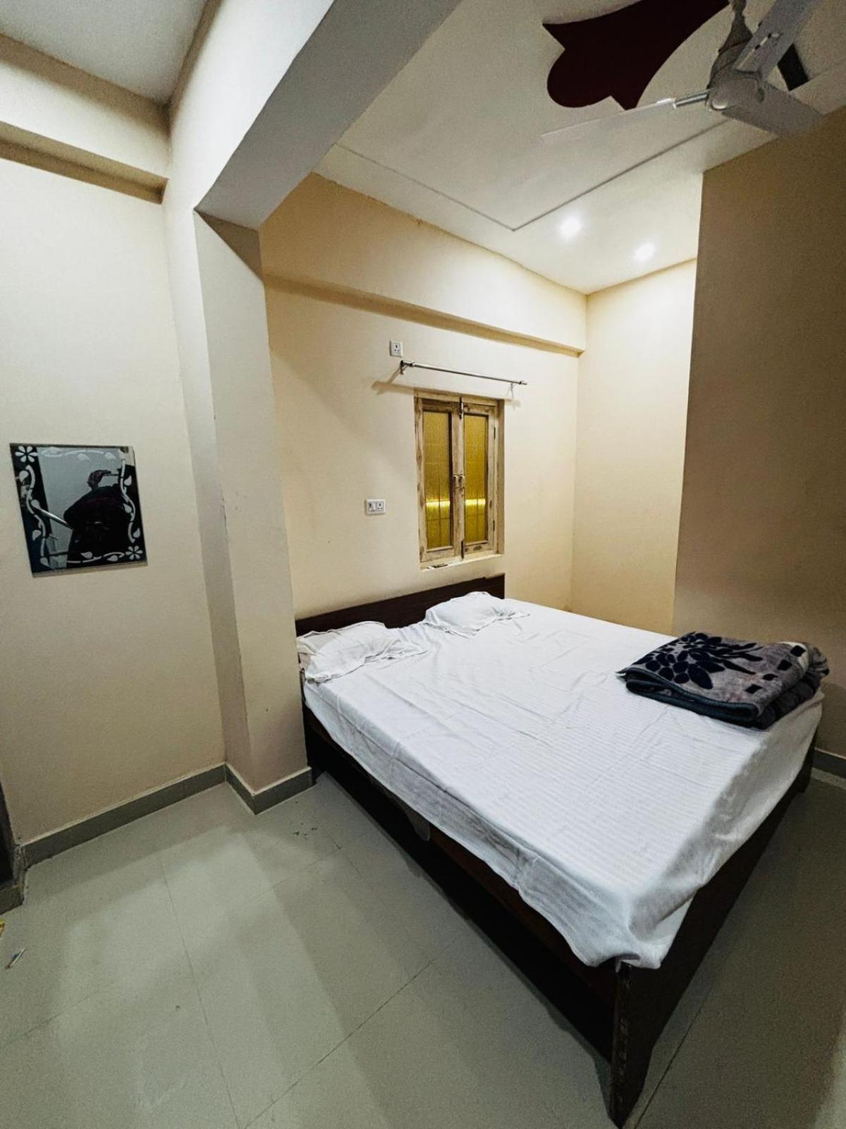 Shri Radha Krishna Dharmshala Homestay